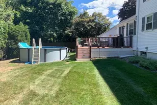 136 Lawnacre Dr, Cranston, RI 02920 - Photo 4