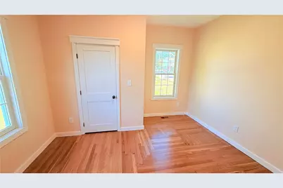 1711 Bay Street #1, Fall River, MA 02724 - Photo 10