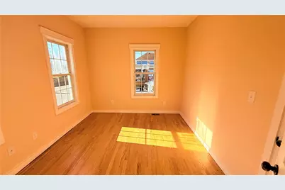 1711 Bay Street #1, Fall River, MA 02724 - Photo 16