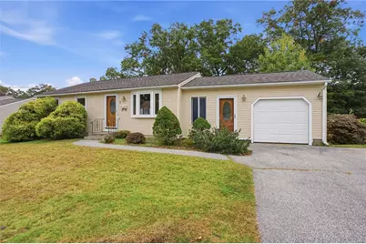 5 Vanderbilt Terrace, Coventry, RI 02816 - Photo 2