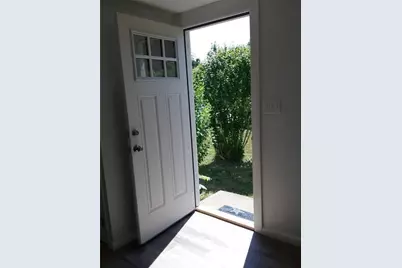 97 Center Avenue, Middletown, RI 02842 - Photo 2