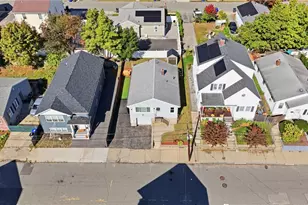 74 Messina St, Providence, RI 02908 - Photo 2