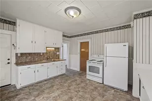 84 Avenue C, Woonsocket, RI 02895 - Photo 6