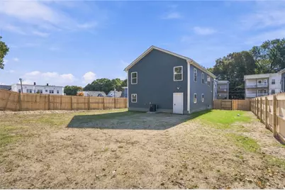 209 Lincoln Street, Woonsocket, RI 02895 - Photo 24