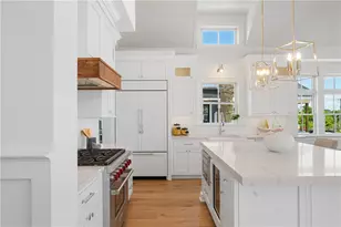 813 Ocean Rd, Narragansett, RI 02882 - Photo 8