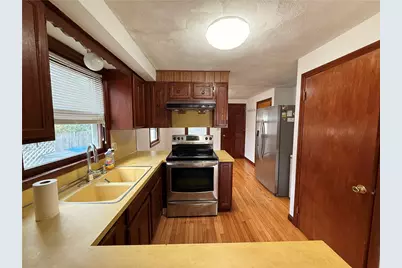 123 Pleasant Street, Cranston, RI 02910 - Photo 24