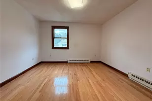 123 Pleasant St, Cranston, RI 02910 - Photo 6