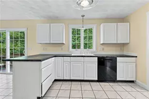 46 Victory Hwy, West Greenwich, RI 02817 - Photo 4