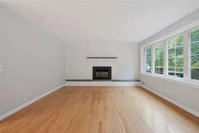 161 Rounds Avenue, East Providence, RI 02915 - Photo 6