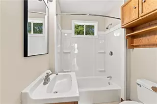 220 Willow St, Woonsocket, RI 02895 - Photo 14