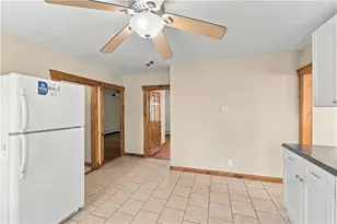 220 Willow St, Woonsocket, RI 02895 - Photo 4