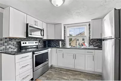 69 Bellevue Avenue, Pawtucket, RI 02861 - Photo 22