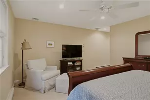 32 Belmont Dr, Portsmouth, RI 02871 - Photo 18