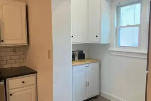 332 Academy Ave, Providence, RI 02908 - Photo 2