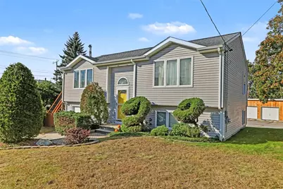 20 Oregon Avenue, Woonsocket, RI 02895 - Photo 2