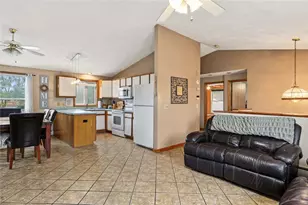 20 Oregon Ave, Woonsocket, RI 02895 - Photo 12
