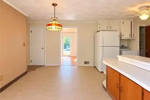 111 Wellspring Dr, Cranston, RI 02920 - Photo 20