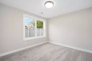 8 N Shore St, Warwick, RI 02889 - Photo 30