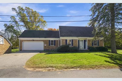 32 Bliss Mine Road, Middletown, RI 02842 - Photo 1