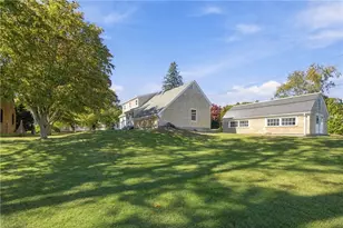 32 Bliss Mine Rd, Middletown, RI 02842 - Photo 36