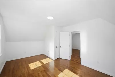 39 Marion Avenue S, Cranston, RI 02905 - Photo 16