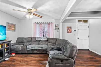 81 Pomona Avenue, Providence, RI 02908 - Photo 4