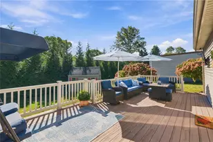 15 Valley View Dr, Smithfield, RI 02828 - Photo 36