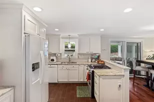 62 Sweetfern Rd, Warwick, RI 02888 - Photo 22