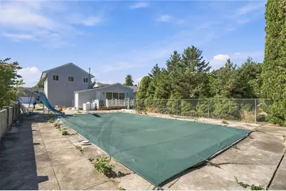 1330 Pippin Orchard Road, Cranston, RI 02921 - Photo 34