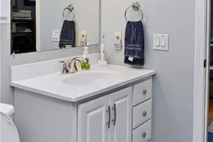 479 Providence St, Warwick, RI 02886 - Photo 20