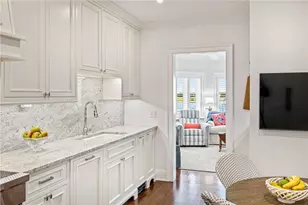 111 Harrison Ave, Newport, RI 02840 - Photo 16
