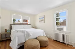 527 Thames St, Newport, RI 02840 - Photo 10