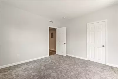 660 Douglas Avenue, Providence, RI 02908 - Photo 10