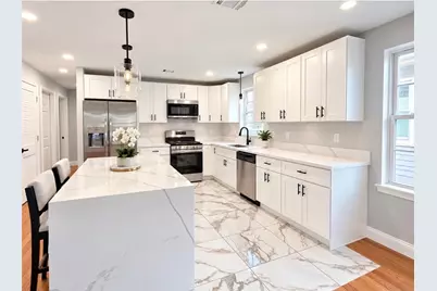 72 Roanoke Street, Providence, RI 02908 - Photo 4