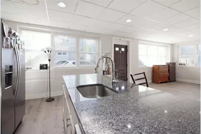 661 Douglas Avenue, Providence, RI 02908 - Photo 8