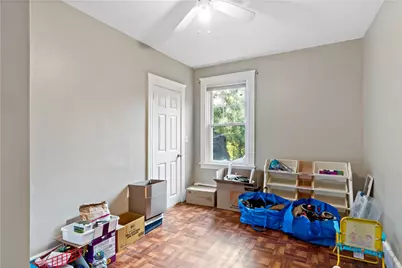 33 Ivy Street, Pawtucket, RI 02860 - Photo 12