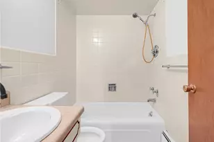 400 Narragansett Pkwy, Warwick, RI 02888 - Photo 18