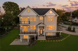 86 Spanker St, Jamestown, RI 02835 - Photo 1