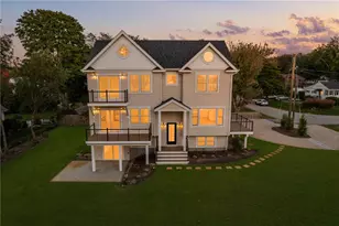 86 Spanker St, Jamestown, RI 02835 - Photo 2