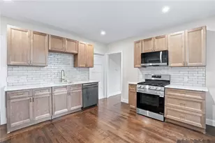 230 Unit St, Providence, RI 02909 - Photo 4
