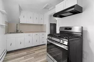28 Englewood Ave, Pawtucket, RI 02860 - Photo 28