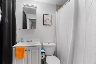 28 Englewood Ave, Pawtucket, RI 02860 - Photo 42
