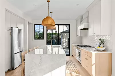113 Second Street, Newport, RI 02840 - Photo 10