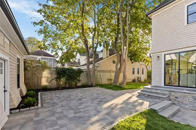 113 Second Street, Newport, RI 02840 - Photo 32