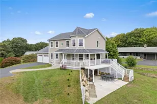 39 Moonlight Dr, Westerly, RI 02891 - Photo 2