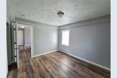 39 Benefit Street, Pawtucket, RI 02861 - Photo 8