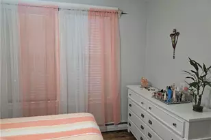 28 Privet St, Pawtucket, RI 02860 - Photo 16