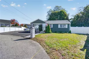 10 Doran Dr, Pawtucket, RI 02861 - Photo 1