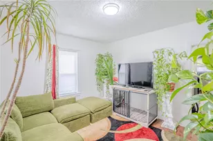 42 Garfield St, North Providence, RI 02904 - Photo 10