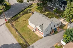 73 Salix St, Warwick, RI 02889 - Photo 2